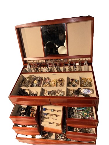 Mele empress jewelry box - mele,
