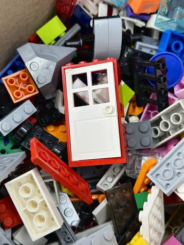 Lego 5kg bricks parts - 3.5kg,