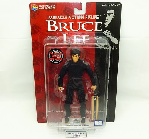 Bruce lee medicom toy - bruce,