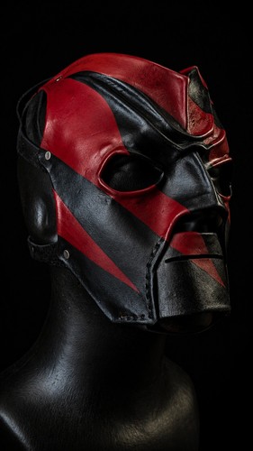 Wwe leather 1999 kane - wwe,