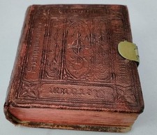 ANTIQUE MINIATURE THUMB BIBLE