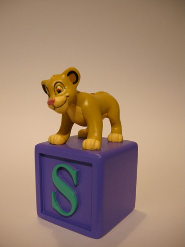 Disney alphabet block - block,, letter