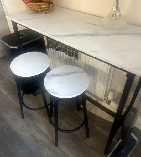 Breakfast bar table and stools - bar,