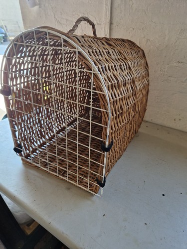 Large wicker cat basket - wicker,