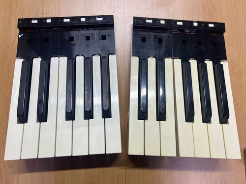 Set replacement keys - , for