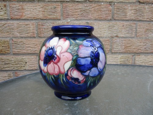 Moorcroft anemone blue - moorcroft,