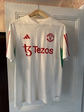 Man Utd Shirt Size Medium