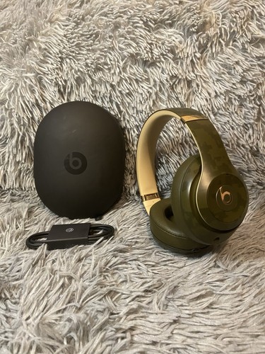 Beats studio3 headphones - beats,