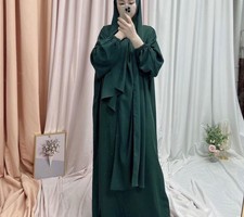Women Green Closed Abaya With