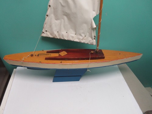 Large old vintage wood model - large,