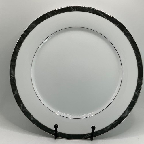 Noritake fine porcelain - fine,
