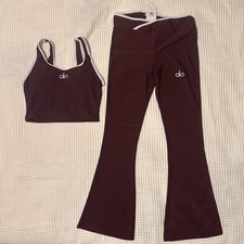 Alo yoga burgundy set - yoga, sports