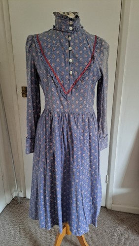 Vintage 1970 laura - vintage,
