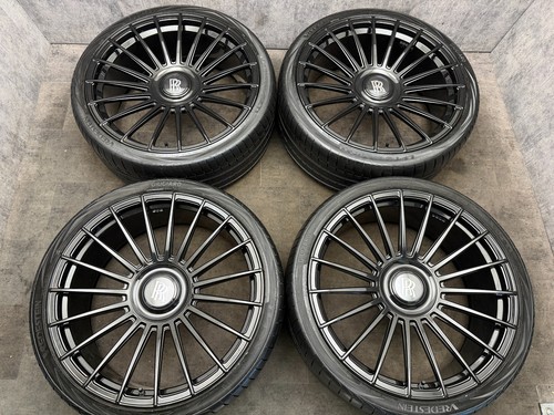 Rolls royce cullinan - 24",