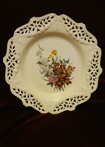 Royal creamware floral gift - ,