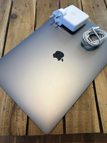 Apple macbook pro - apple, i7