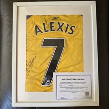 Arsenal Memorabilia Signed Alexa’s Shachez Shirt