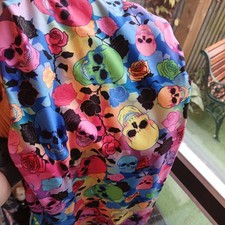 LUCY LOCKET LOVES CASUAL