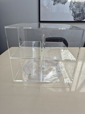 Acrylic Spinner Retail Shop