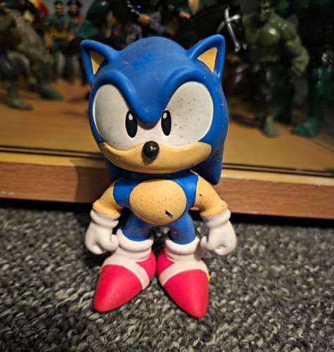 Sonic the hedgehog squeeze - the,