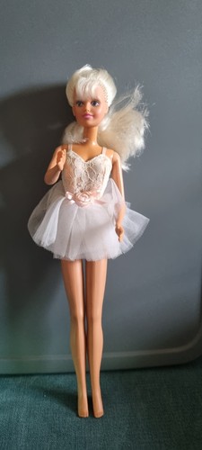 Hasbro sindy doll ballerina - sindy,