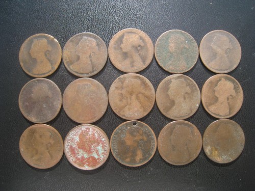 Victorian halfpennies - 15,