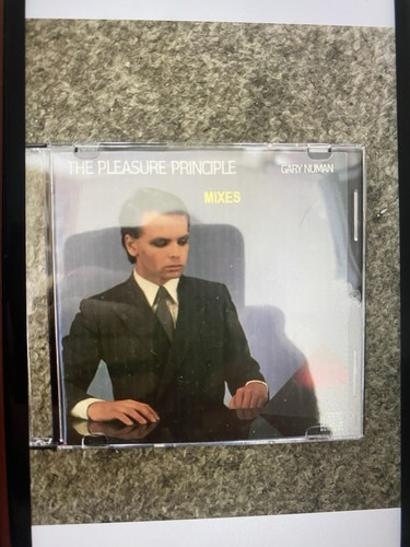 Gary numan the pleasure - gary, numan-the