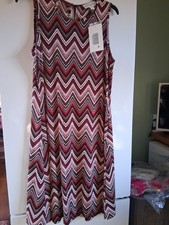 Ladies Sleeveless Dress By