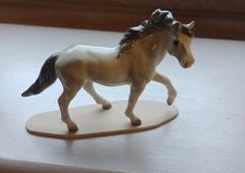 Hagen Renaker  Grey Mustang Stallion SENTINEL Horse Specialities HR Mark