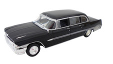 ZIL 111 G - 1:43 MODEL CAR