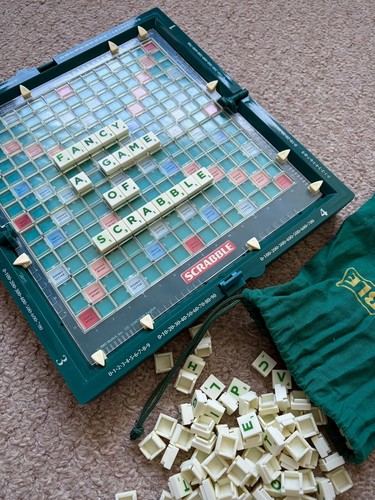 Vintage 90s travel scrabble - 90s,