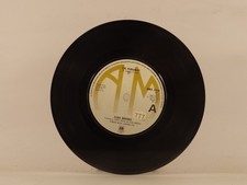 BROOKS,ELKIE RUNAWAY (plain sleeve) (137) 7" A&M