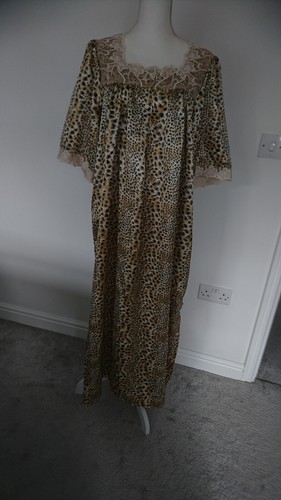 Vtg leopard print - vtg, trim