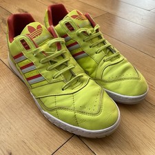 Adidas A.R. Trainer DB2736