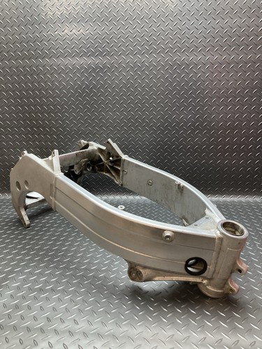 Suzuki rgv250 vj22 frame - vj22, track