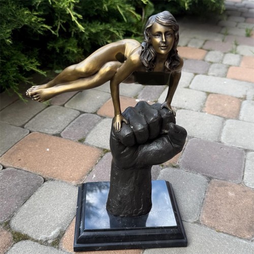 Bronze woman statue - woman,