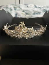 jon richard tiara
