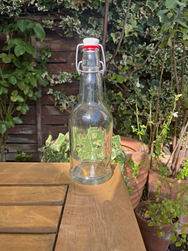 Clear glass swing - swing-top, beer