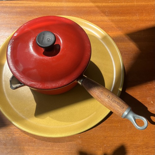 Vintage creuset red - le, cast