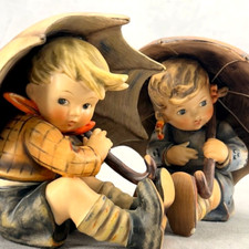 Rare Hummel Goebel Umbrella Boy & Girl 152 / 0 A & B Figurine TMK 4 - 1964 1972
