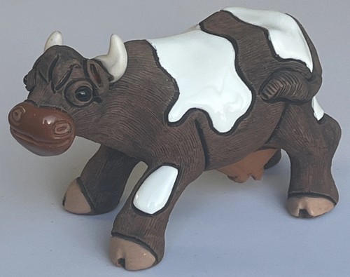 Casals peruvian cow figurine - cow,