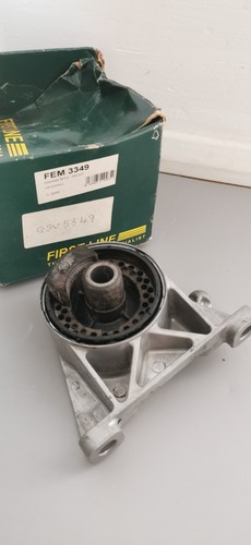 First line front engine - first, mount