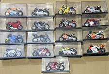 17 Diecast Racing Motorbikes 1:24 Models ROSSI GARDNER FOGARTY Bike Bikes Joblot
