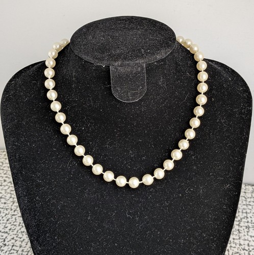 Vintage retro cream faux pearl - retro,