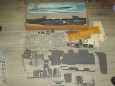 Otaki Motorised USS Enterprise aircraft carrier 1/400 Kit no OTI 87 3000