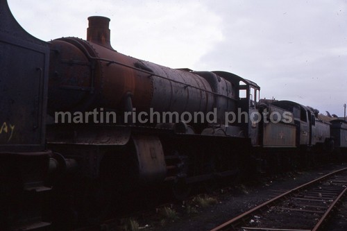 Barry scrapyard 7822 - scrapyard, foxcote