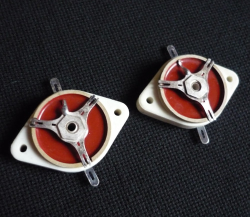 2pcs 100pf 500v - 2pcs., 10...100pf