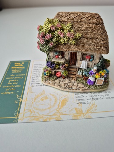 Lilliput lane say it with - lilliput,