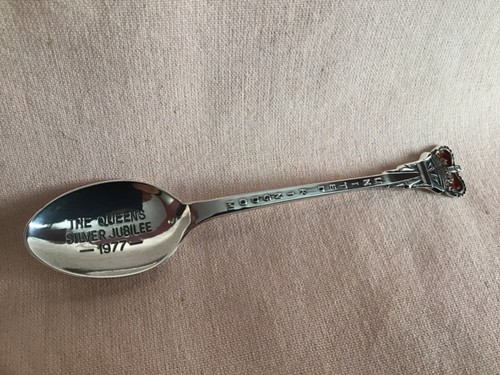 Vintage solid silver queens - vintage,