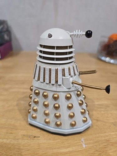 White imperial dalek doctor - white,